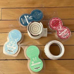 BRAND NEW - White Scentsy Wall Fan Diffuser & 8 Scented Pods